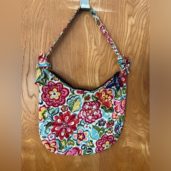 Vera Bradley floral retired print shoulder bag - Picture 12 of 12